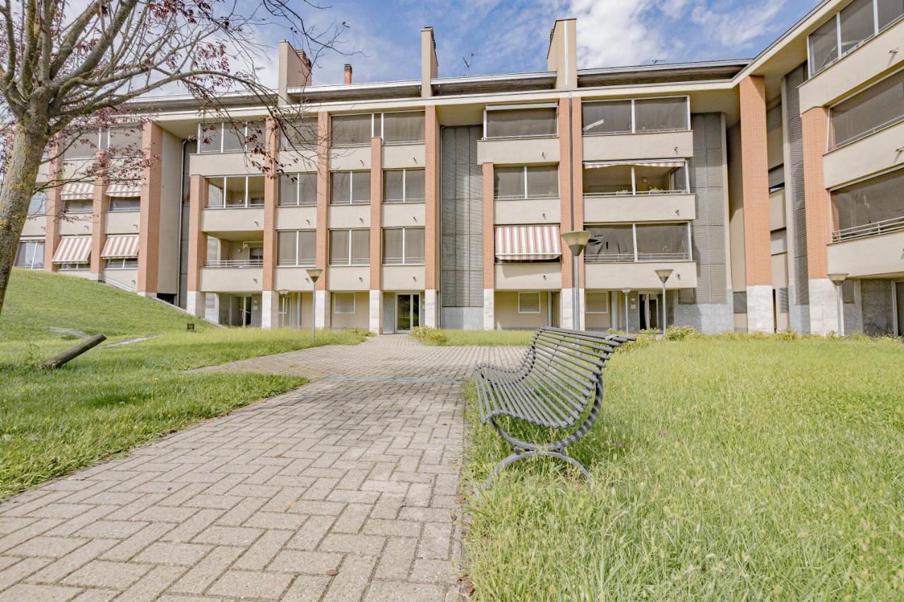 Milan Mchome Trezzano sul Naviglio Buitenkant foto